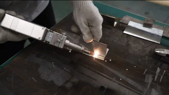 Multifunctional Portable Water Cooling 2000W Hand