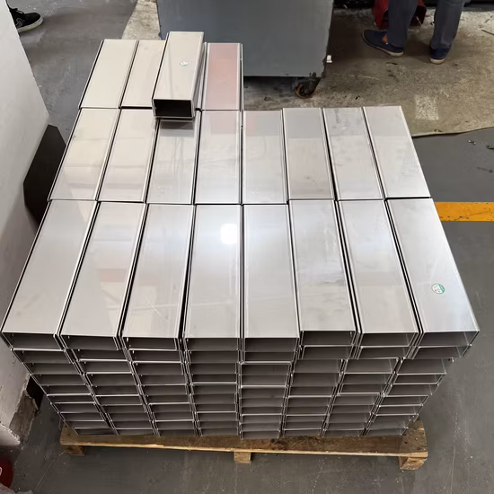 Steel Machine Aluminum Sheet Metal Fabrication Laser Cutting Tube Welding Bending Metal Stamping Part for Electronics/Auto Part
