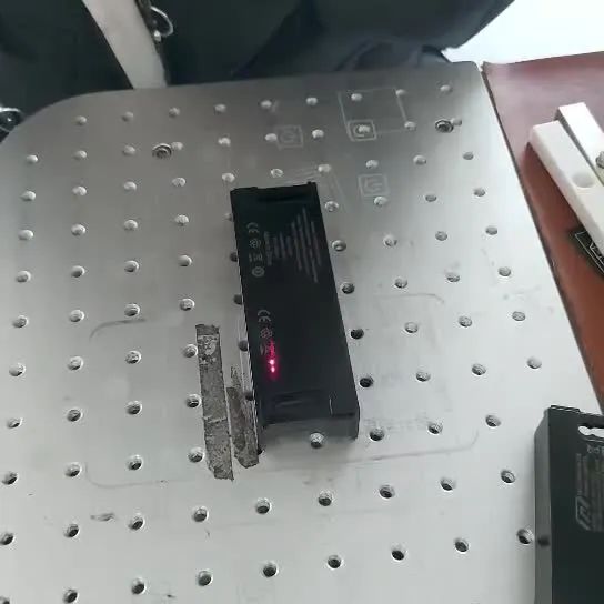 20W/30W/50W White Color Fiber Laser Marking Machine Fiber Laser Engraver Laser Marker for Production Line